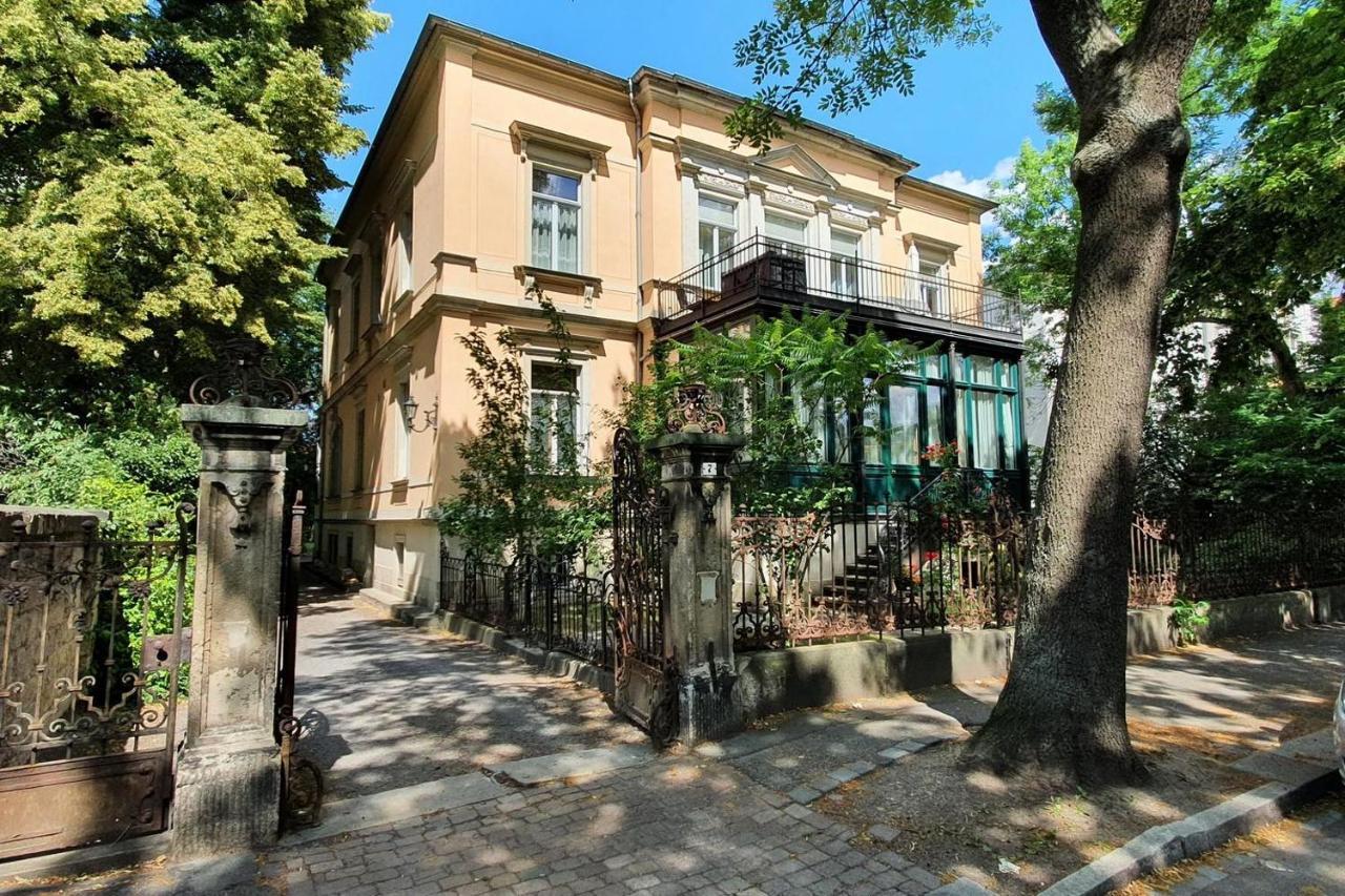 Ferienwohnung Villa Haniel Oskar دريسدن المظهر الخارجي الصورة